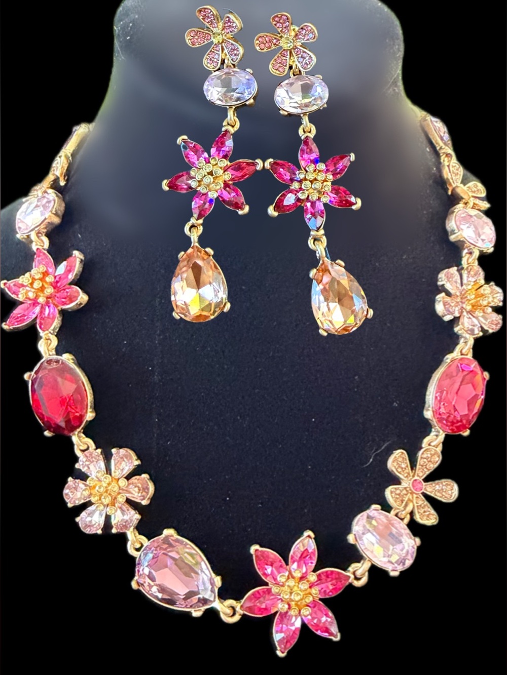 Oscar de la Renta Crystal Flower NECKLACE 🩷 Hot Pink 🩷EARRING SET Pierced/Post
